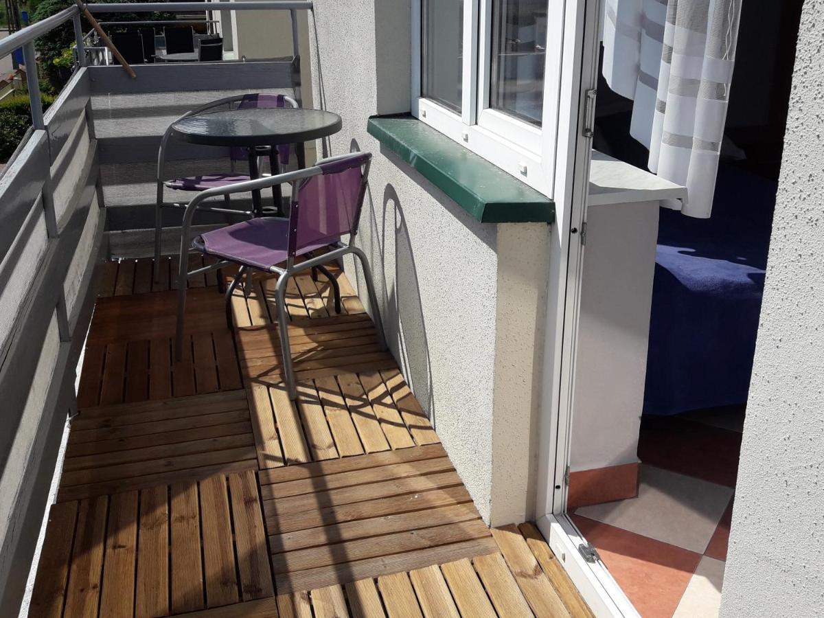 Pokoje Goscinne Akacja Resko Dźwirzyno Esterno foto