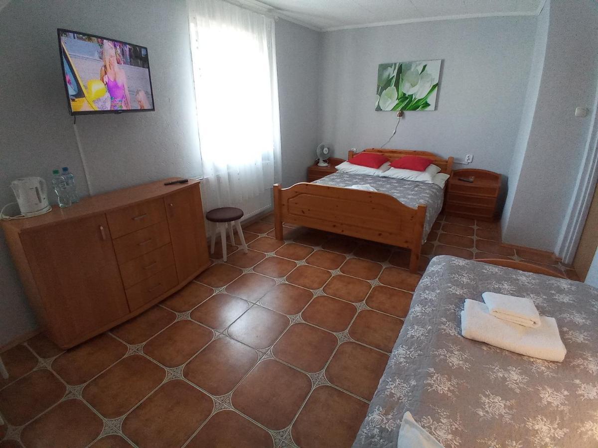 Pokoje Goscinne Akacja Resko Dźwirzyno Esterno foto
