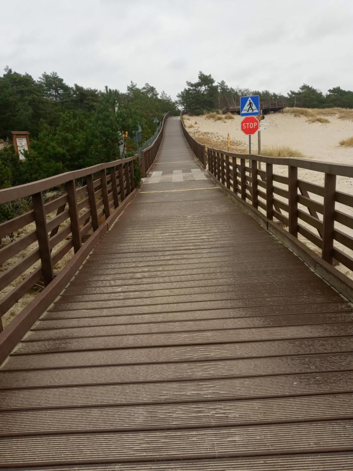 Pokoje Goscinne Akacja Resko Dźwirzyno Esterno foto